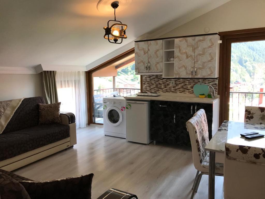 Karenes Kuzey Pansiyon Caykara Exterior foto